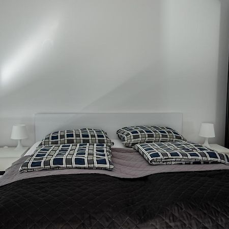 Ferienwohnung Apartament Przy Parku Z Duzym Tarasem ,Prywatny Parking Swinemünde Exterior foto