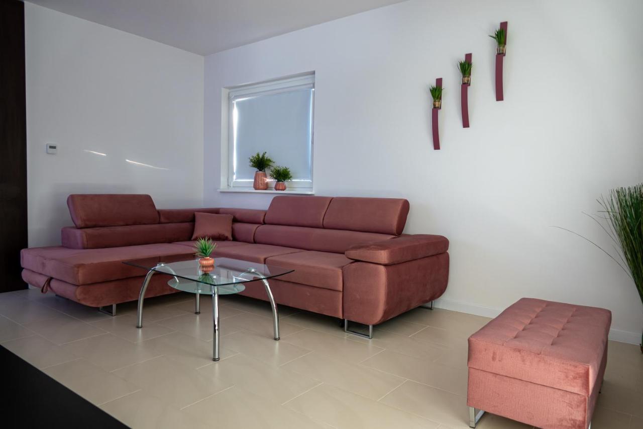 Ferienwohnung Apartament Przy Parku Z Duzym Tarasem ,Prywatny Parking Swinemünde Exterior foto